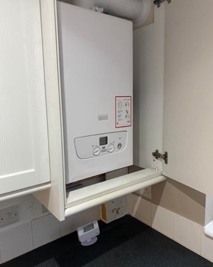 Baxi boiler installed in kitchen cupboard by KAS Energy
